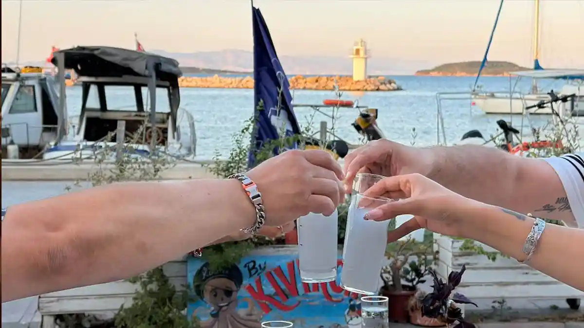 By Kıvırcık Çeşmealtı